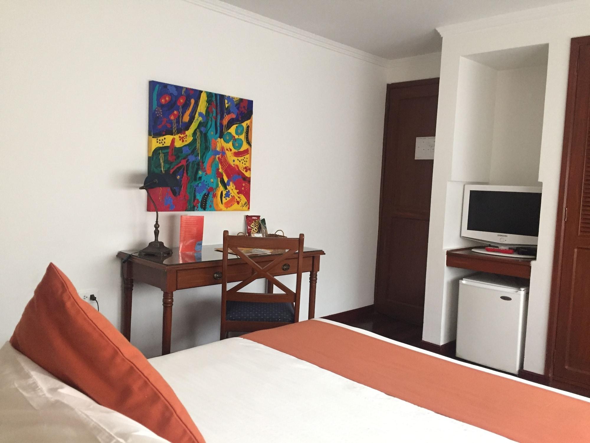 Hotel Emaus Богота Екстер'єр фото