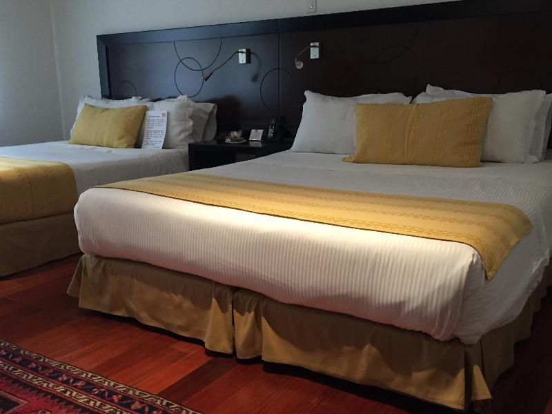 Hotel Emaus Богота Екстер'єр фото