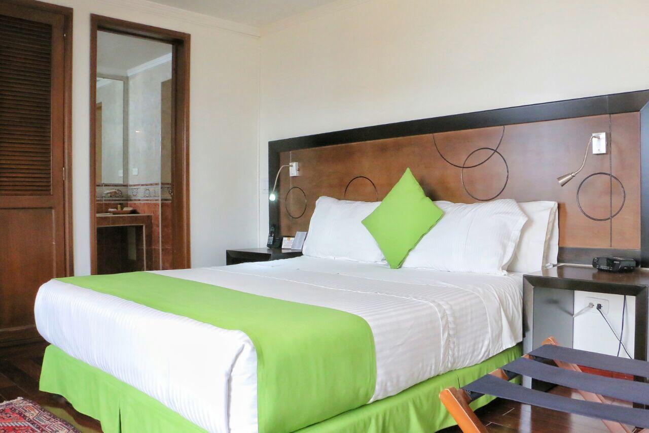 Hotel Emaus Богота Екстер'єр фото